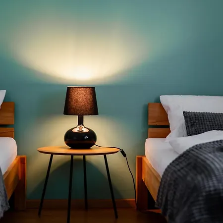 アパート Smartapartment Spiegelsal Trnava, 200m Center トルナヴァ