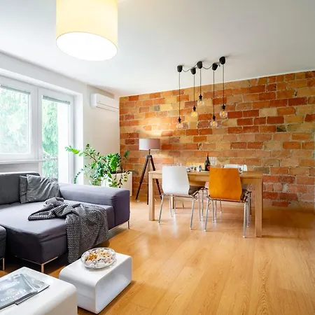 아파트 Smartapartment Spiegelsal Trnava, 200m Center